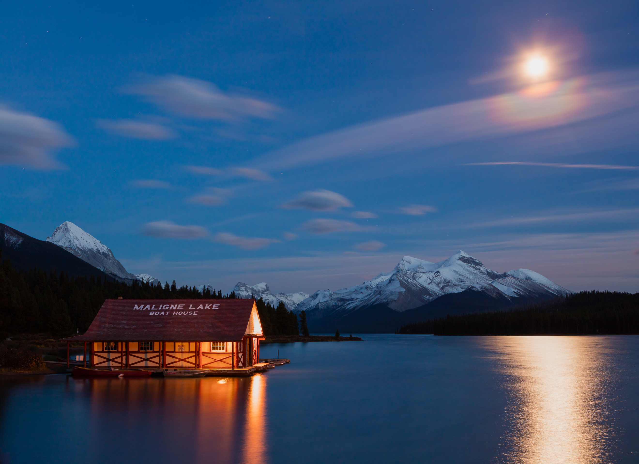 1st PrizeMulti-Scape In Class 3 By Bill Crnkovich For Maligne Lake By Moonlight NOV-2024.jpg